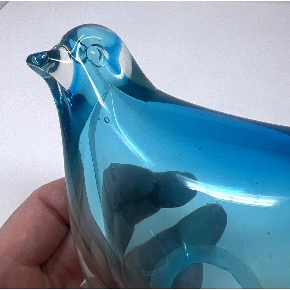 RARE HAND BLOWN GLASS BLUE Sparrow BIRD Of Happiness Style FIGURINE 5" w x 3" h - Picture 7 of 9